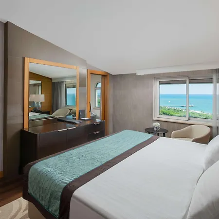 Papillon Zeugma Relaxury Resort Belek