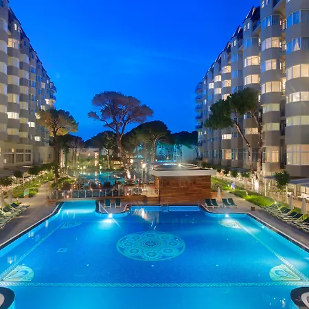 Papillon Zeugma Relaxury Resort Belek